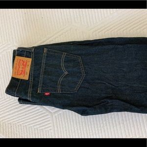 Levis 514 straight jeans